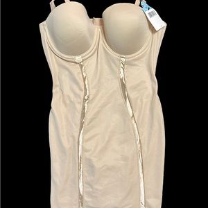 NEW WITH TAGS! Maidenform Shapewear Convertible Slip With Built in Bra 36C!!!!!